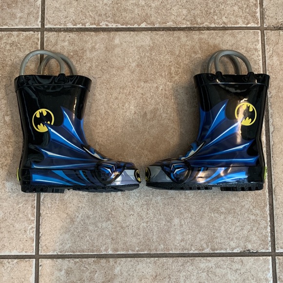 Western Chief Batman Rain Boots - Picture 5 of 9
